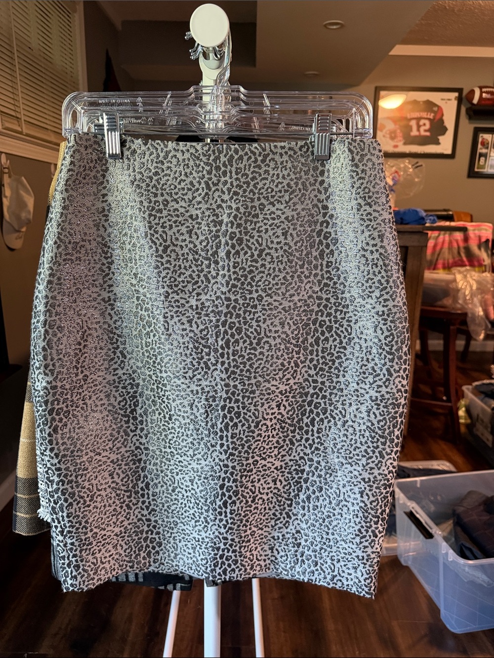 Ann Taylor Grey Leopard-Print Pencil Skirt. Sparkles.